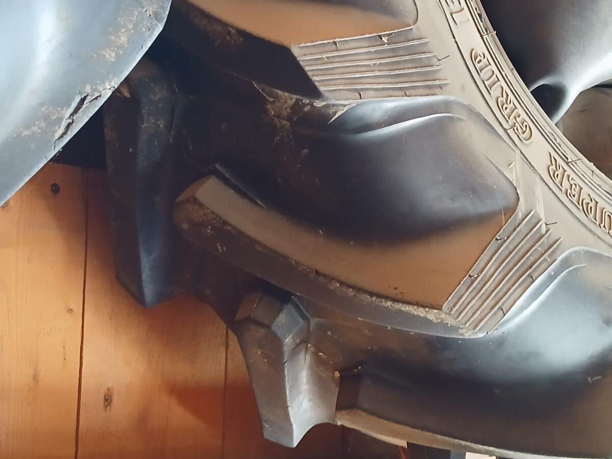 Traktorreifen Vredestein 13.6 R24 3