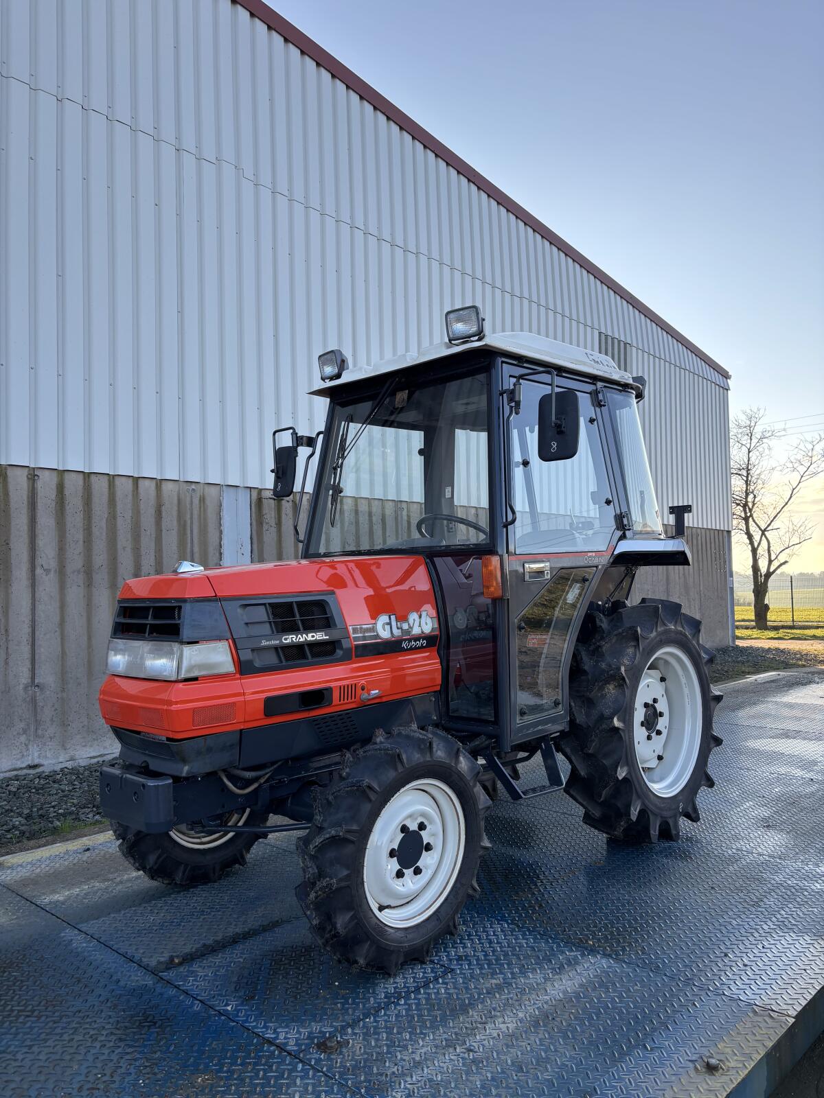 Kubota GL 26 Klima/Heizung PowerShift Traktor 1