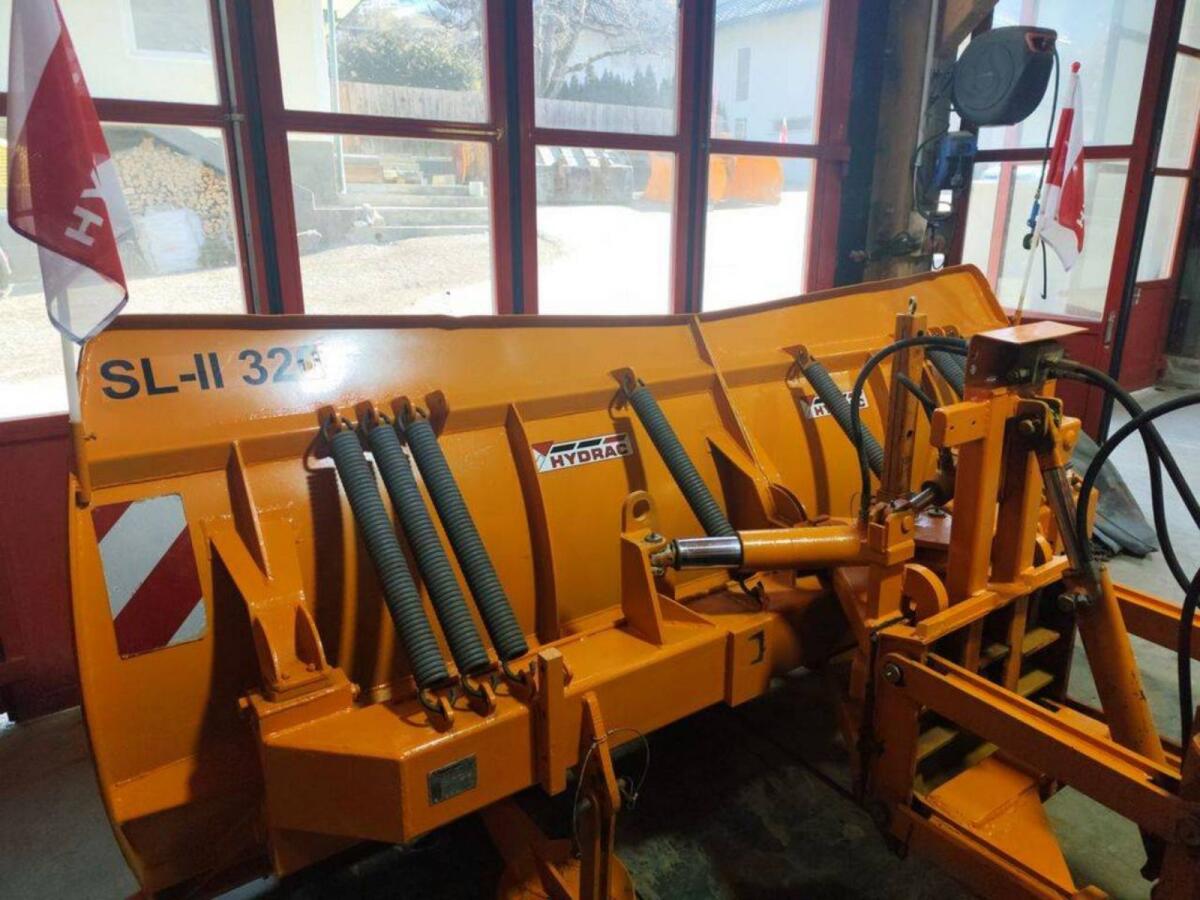 Schneepflug Hydrac SL II 320 3