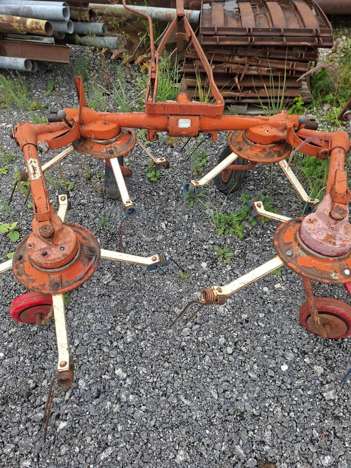 Verkaufe Kreiselheuer Fahr 2