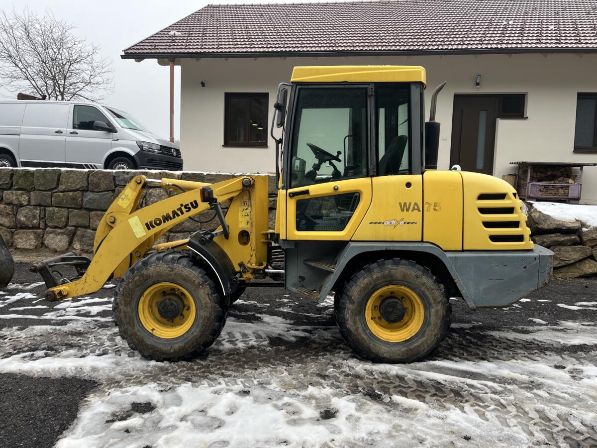 Radlader Komatsu WA 75 1