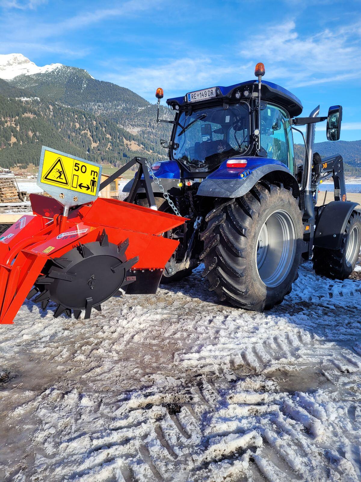 biete Grabenfräsen als Dienstleistung an 3