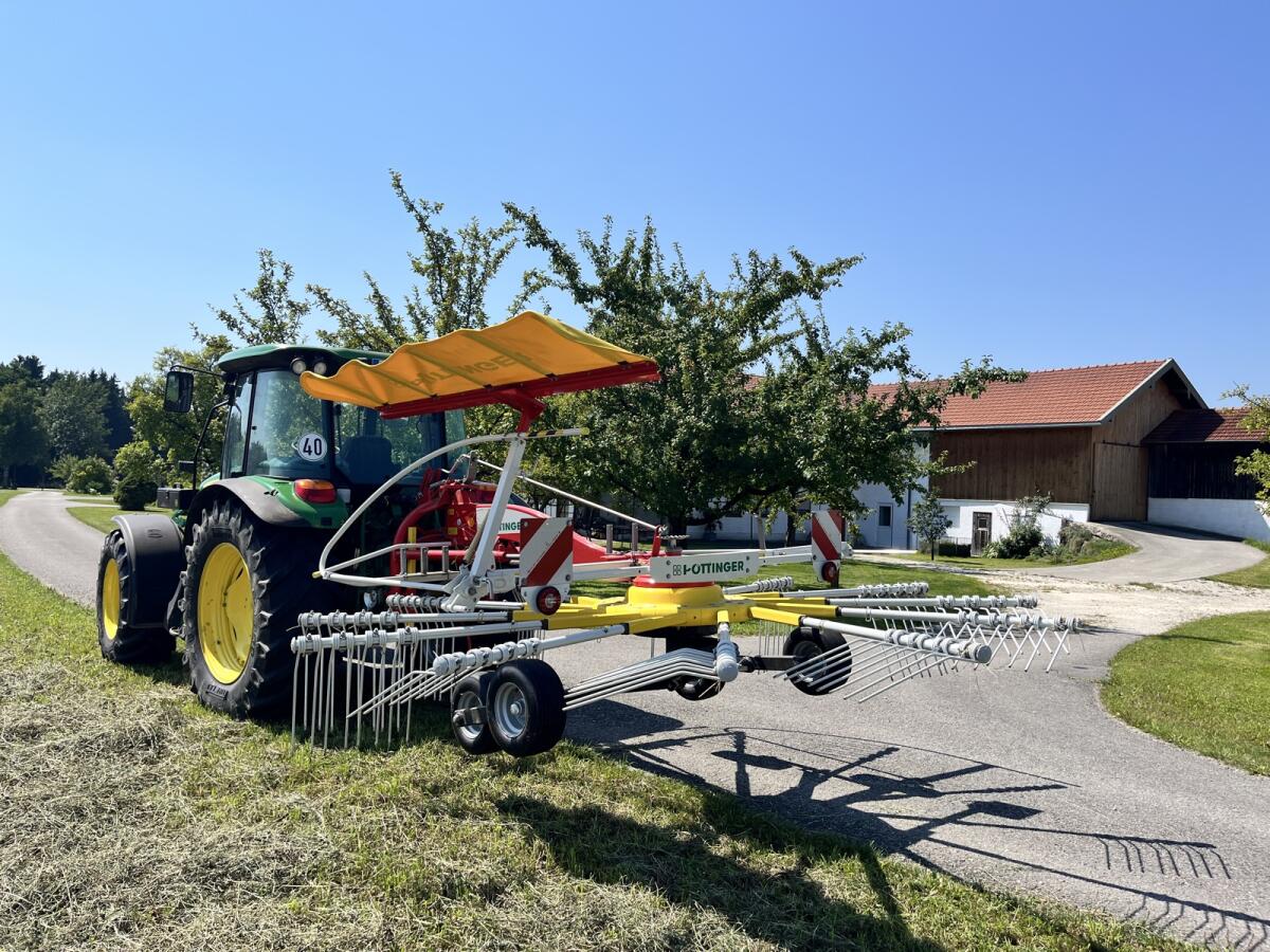 Schwader Einkreisel Pöttinger Top 462 kein Claas Krone 3