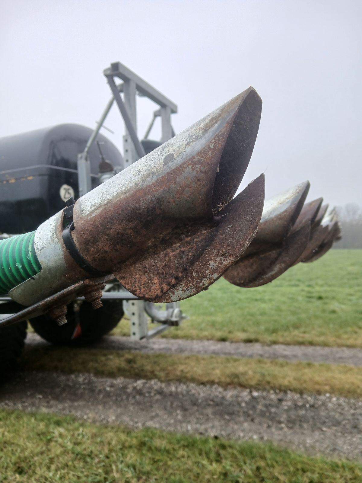 Schleppschuh Verteiler Fliegl Skate 90 2