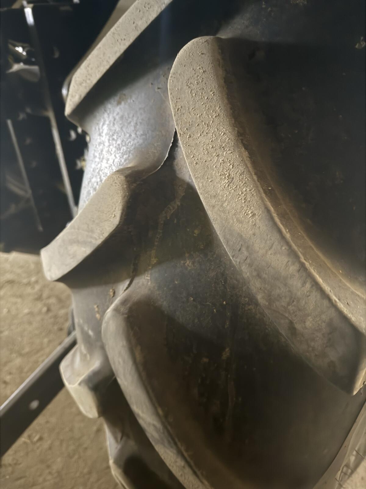 JCB Fastrac Räder, Reifen 4x 420/85R30 3