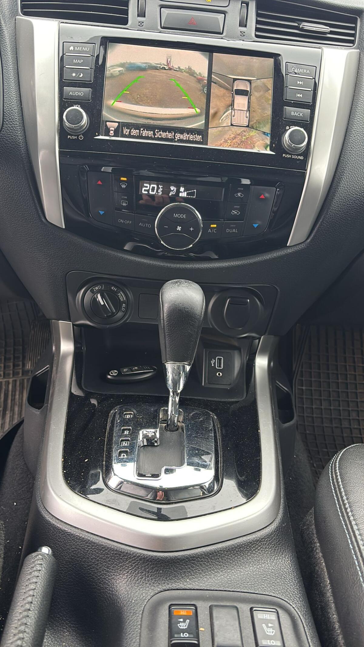 Nissan Navara N-Guard Double Cap 3