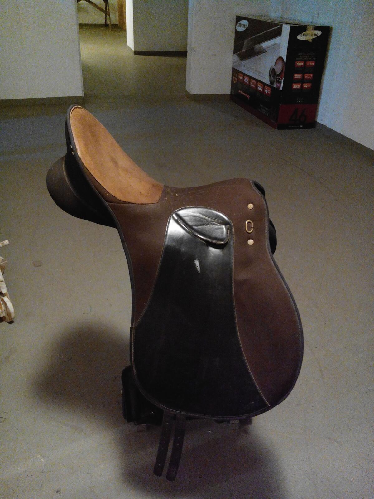 Wintec Sattel ohne Zubehör 1