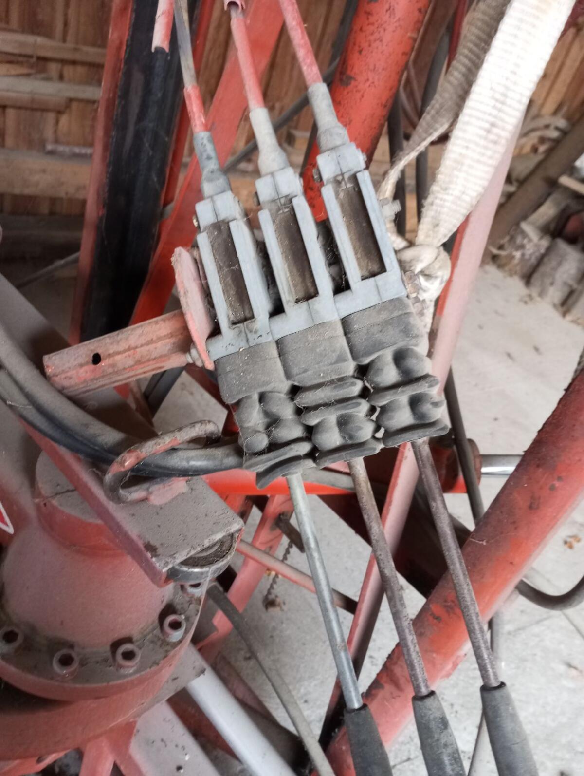 Kuhn Siloblockschneider 3