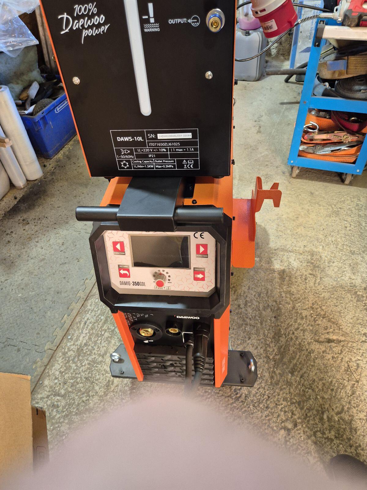 Schutzgasschweißer wassergekühlt DAMIG 350 GDL 3