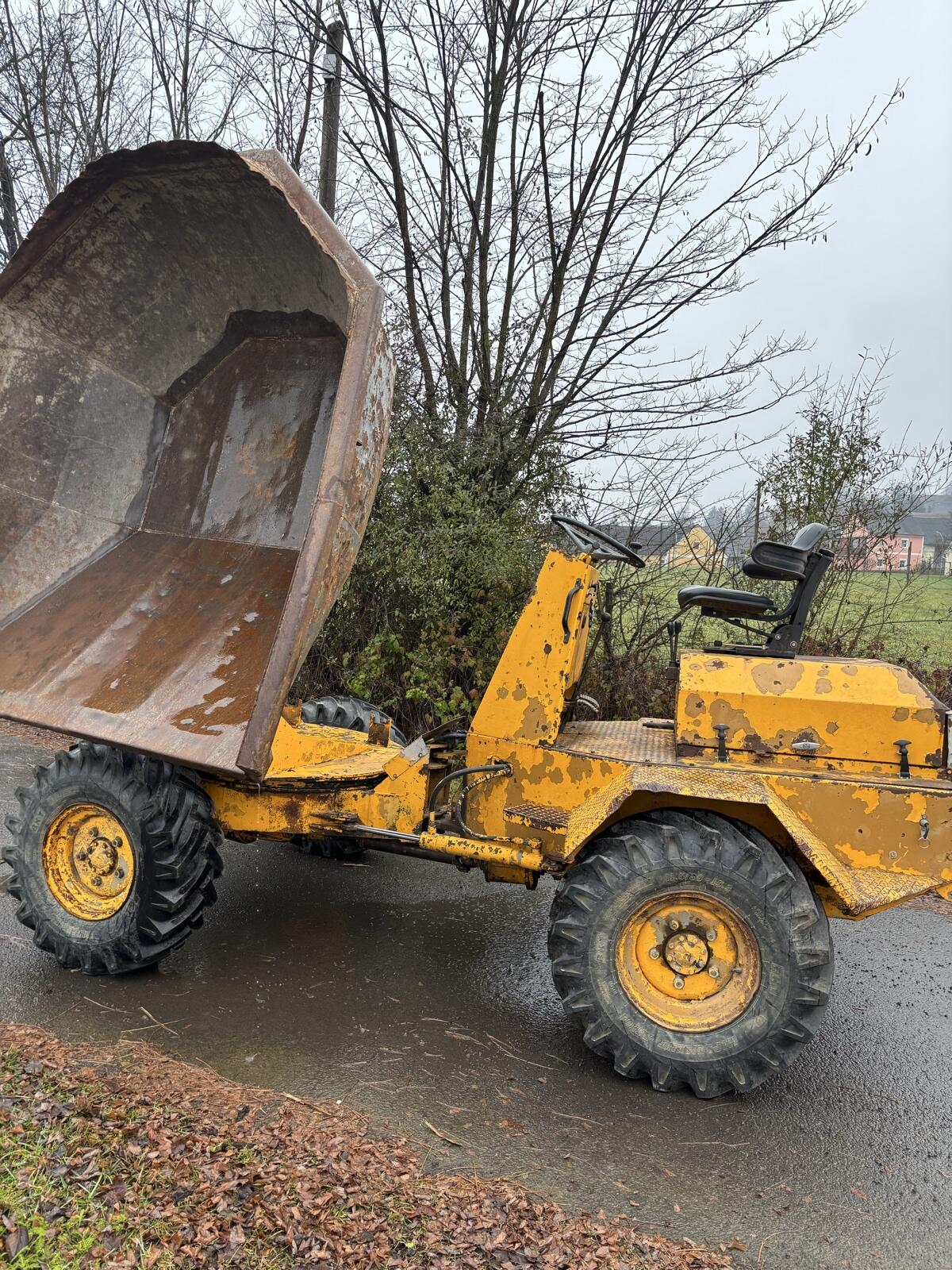 Allrad Dumper 3