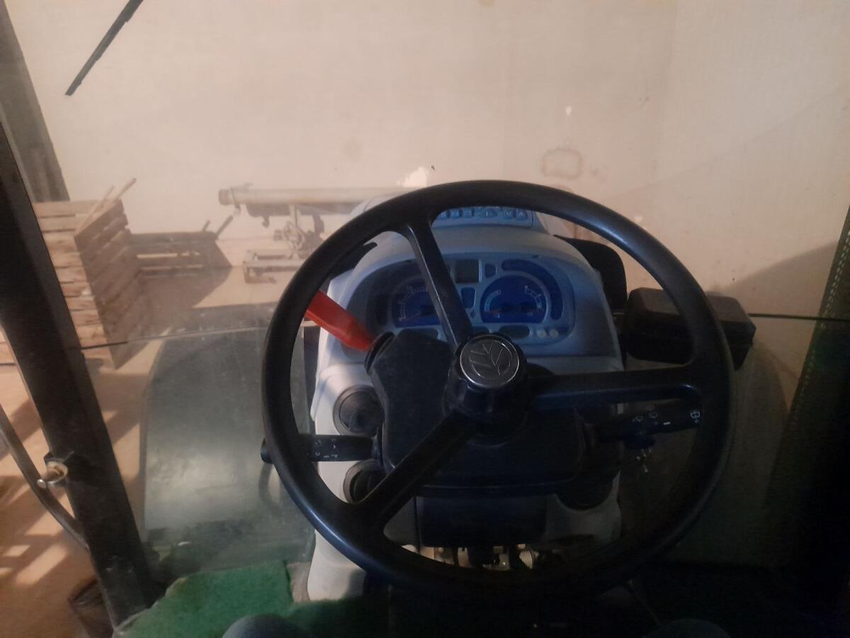 New Holland 6040 3