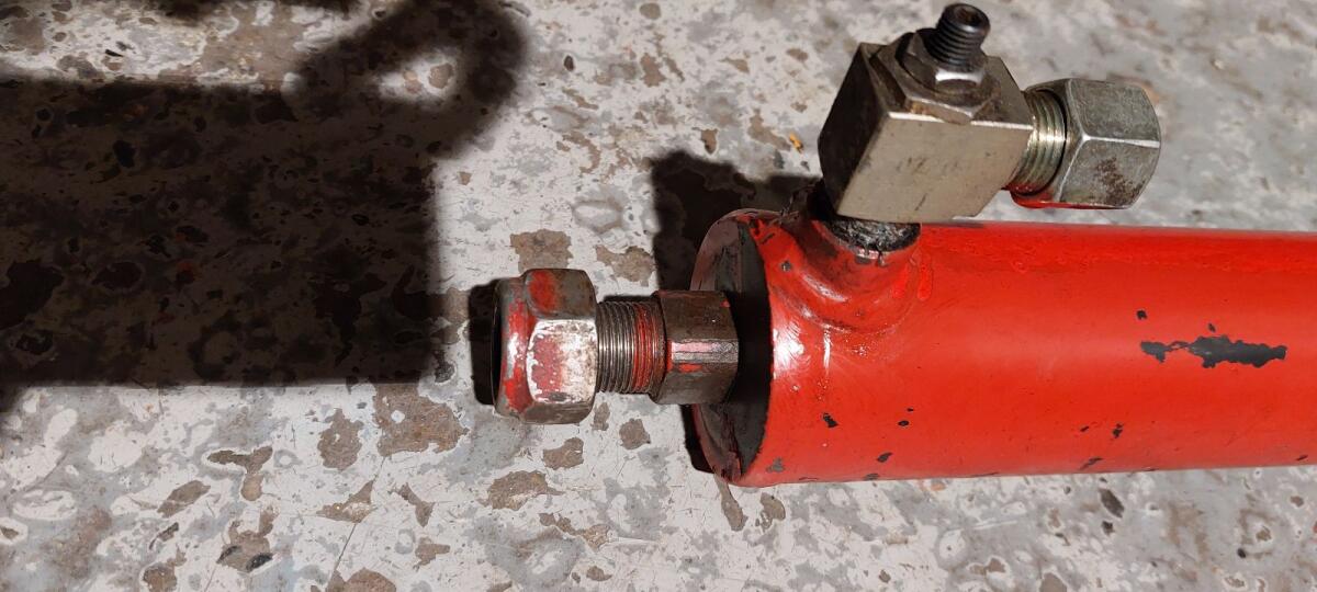 Hydraulikzylinder doppelwirkend 3