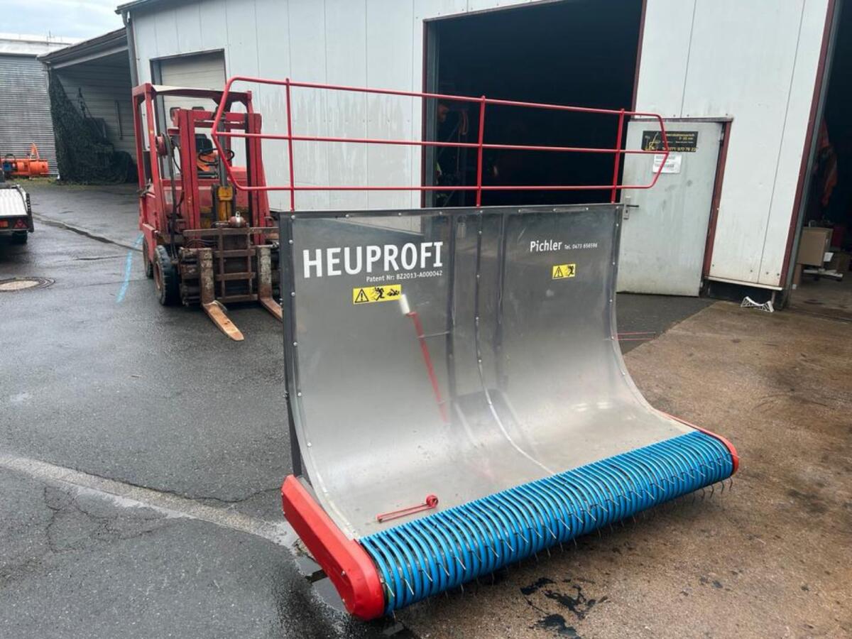 Pichler Heuprofi Heuschieber Heugabel Heuwender 1