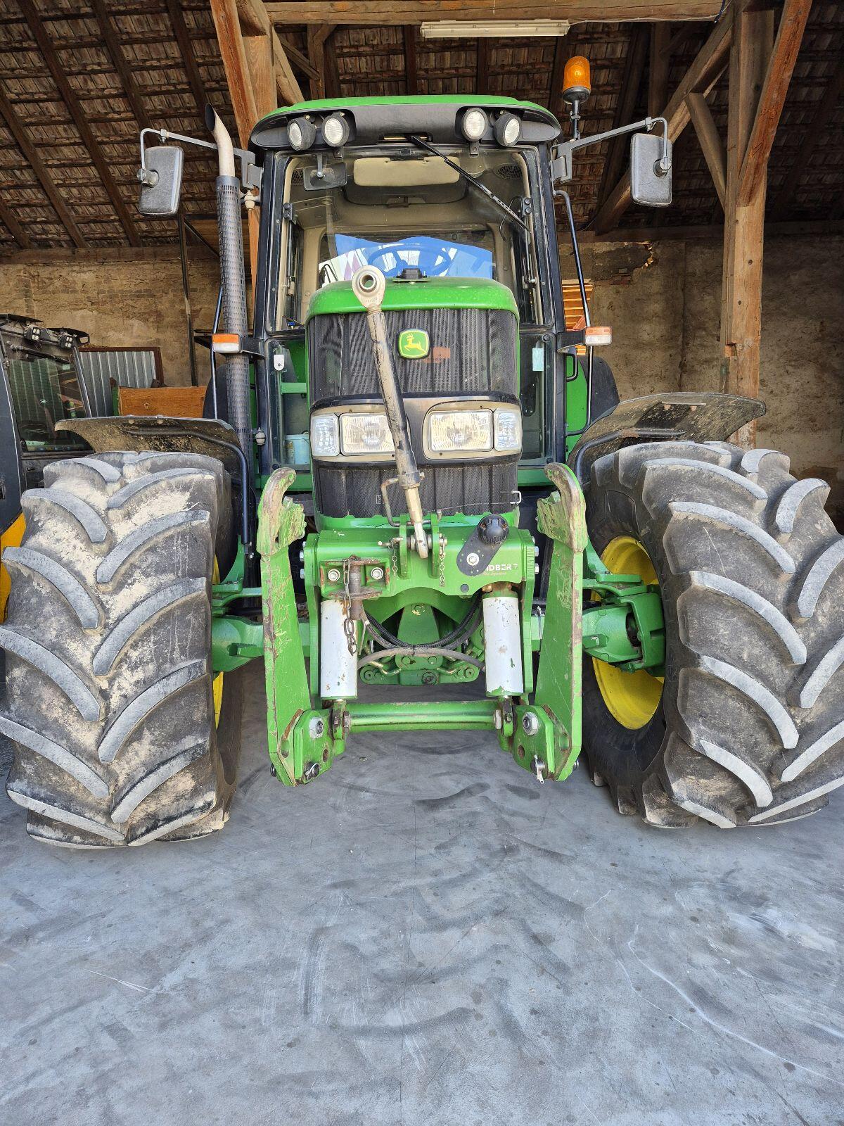 John Deere 6320 2