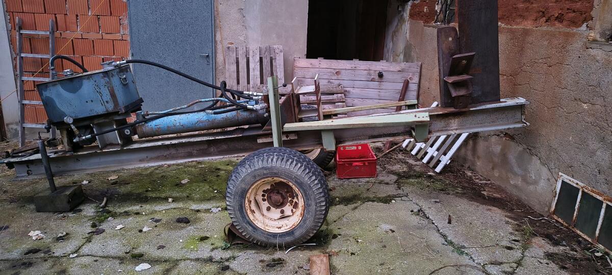 Holzspalter Liegendholzspalter 1