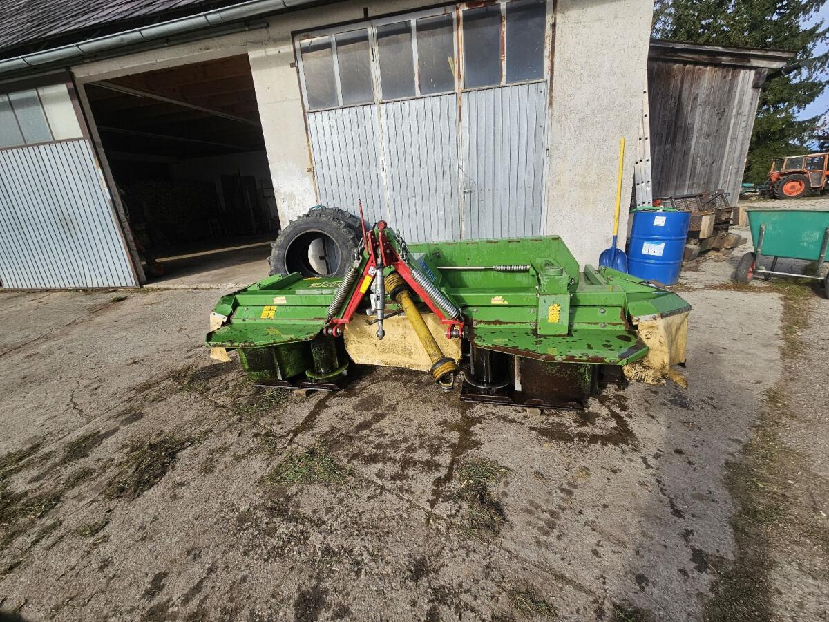 Verkaufe Krone Frontmähwerk EasyCut 320 mit Schwadtrommeln 2
