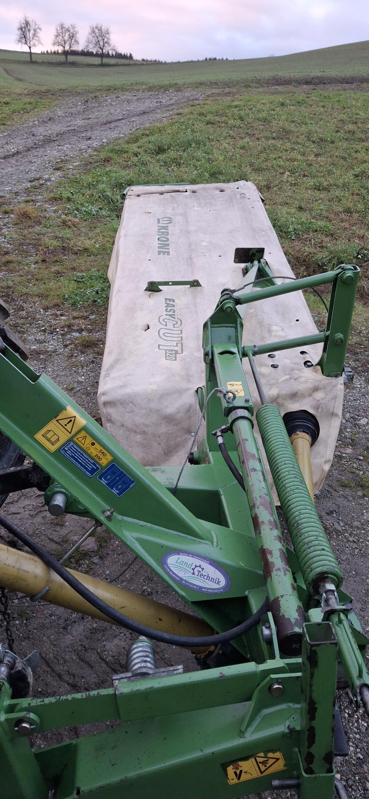 Krone Easy Cut R 320 2