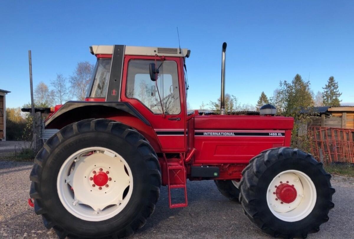 Case International IH 1455 XL 2