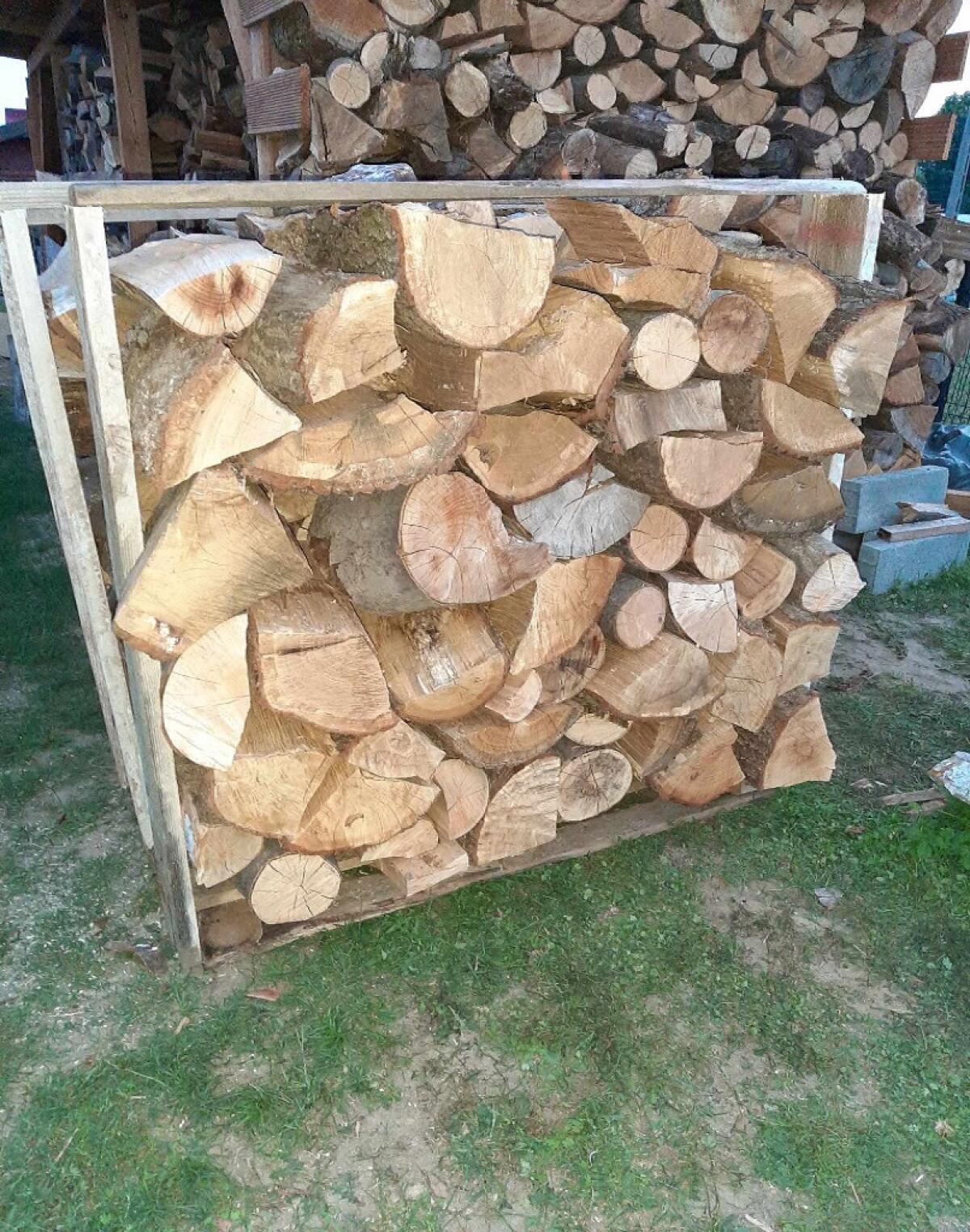 Trockenes Brennholz 3