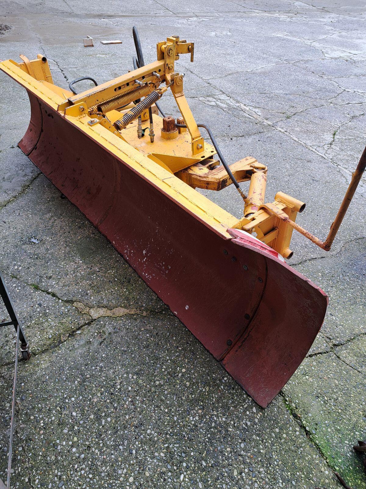 Schneeschild für Fronthydraulik 2