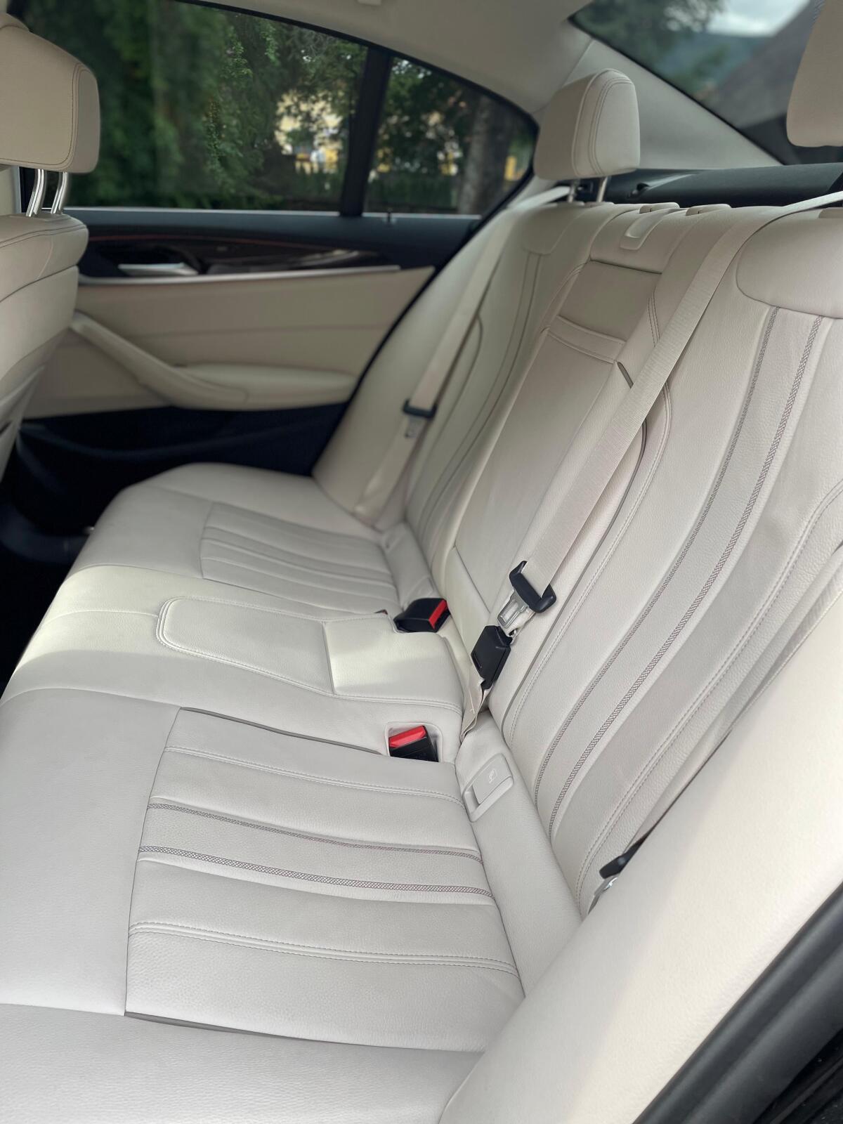 BMW 520d xDrive 48 V Aut. 1