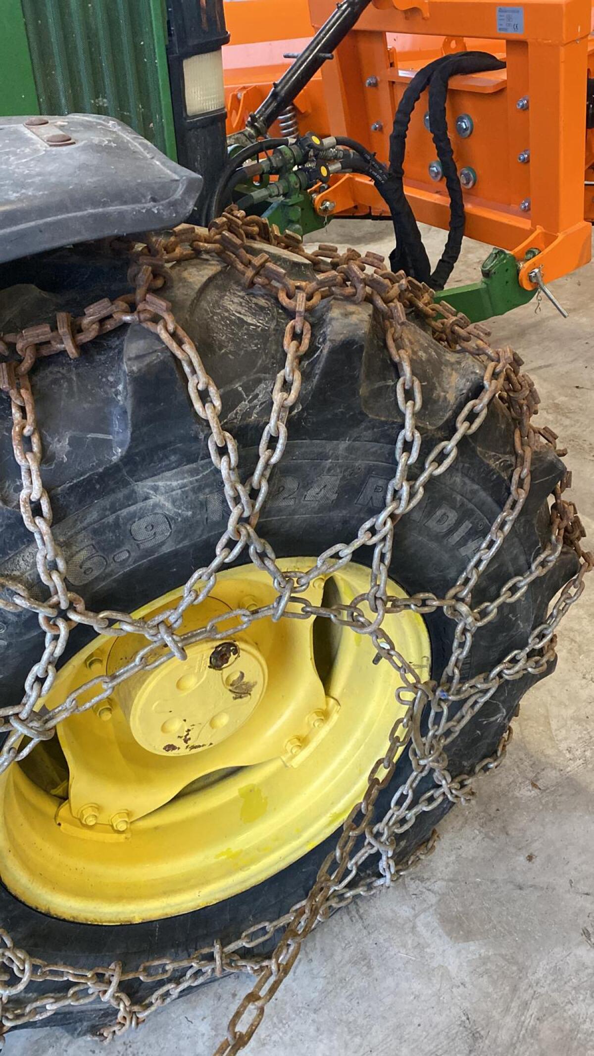 Schneeketten Pewag 420/85-24 oder 16.9 R24 1