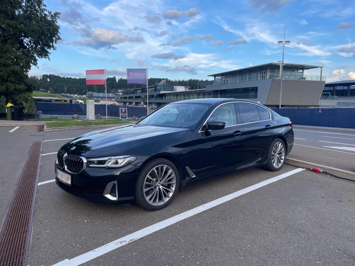 BMW 520d xDrive 48 V Aut. 2