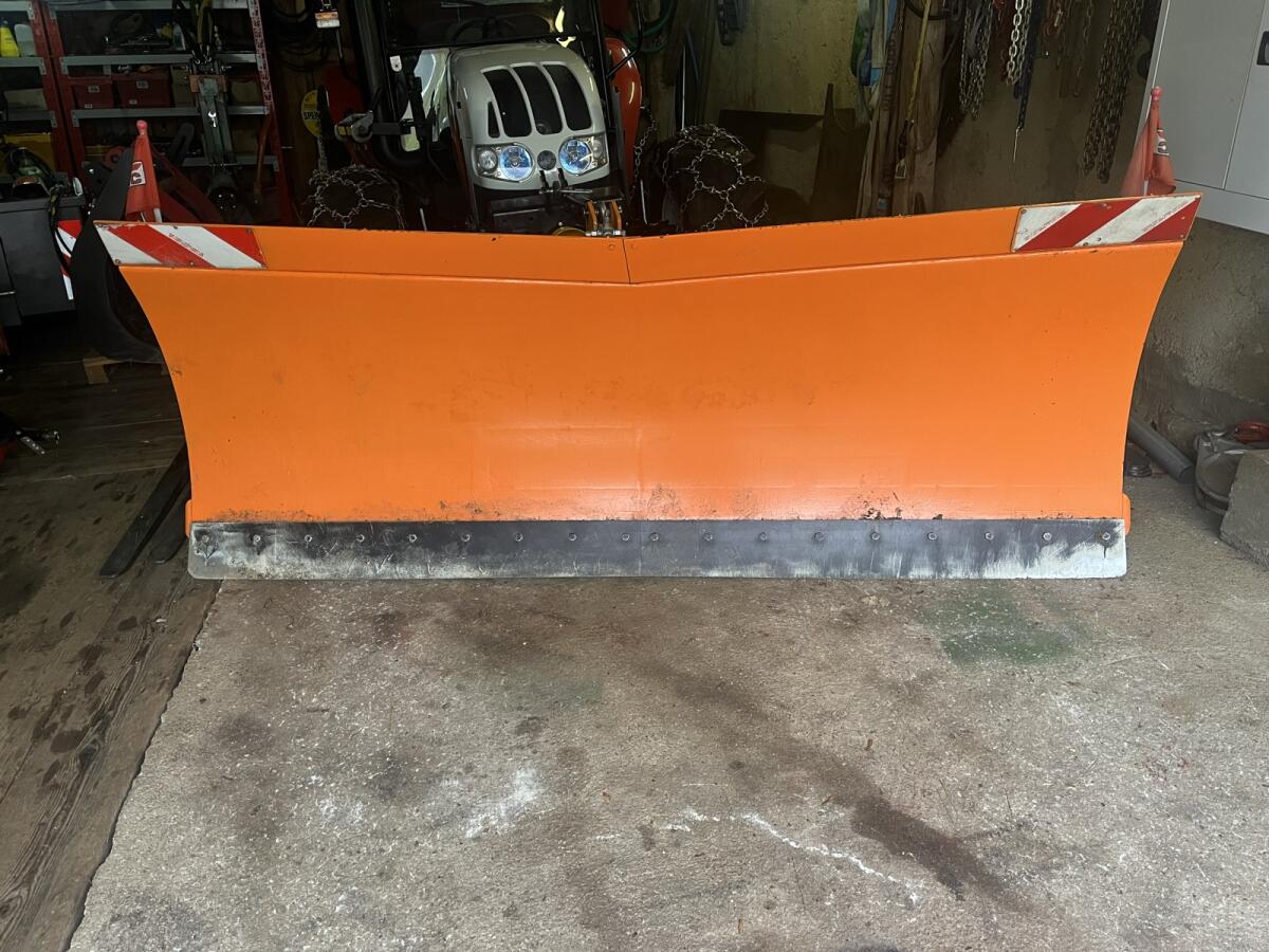 Schneepflug Hydrac 1