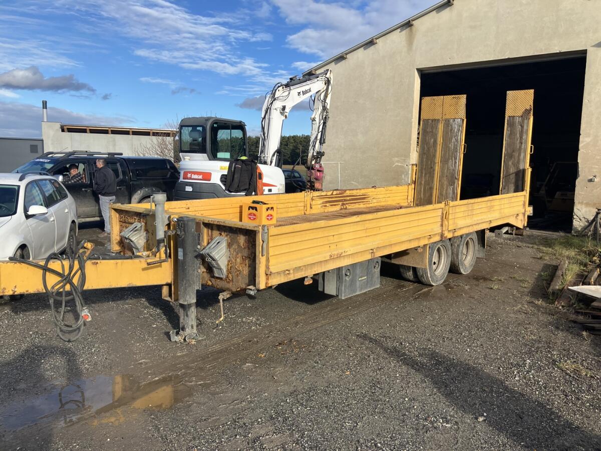 Humer TTH1400 Tieflader 2