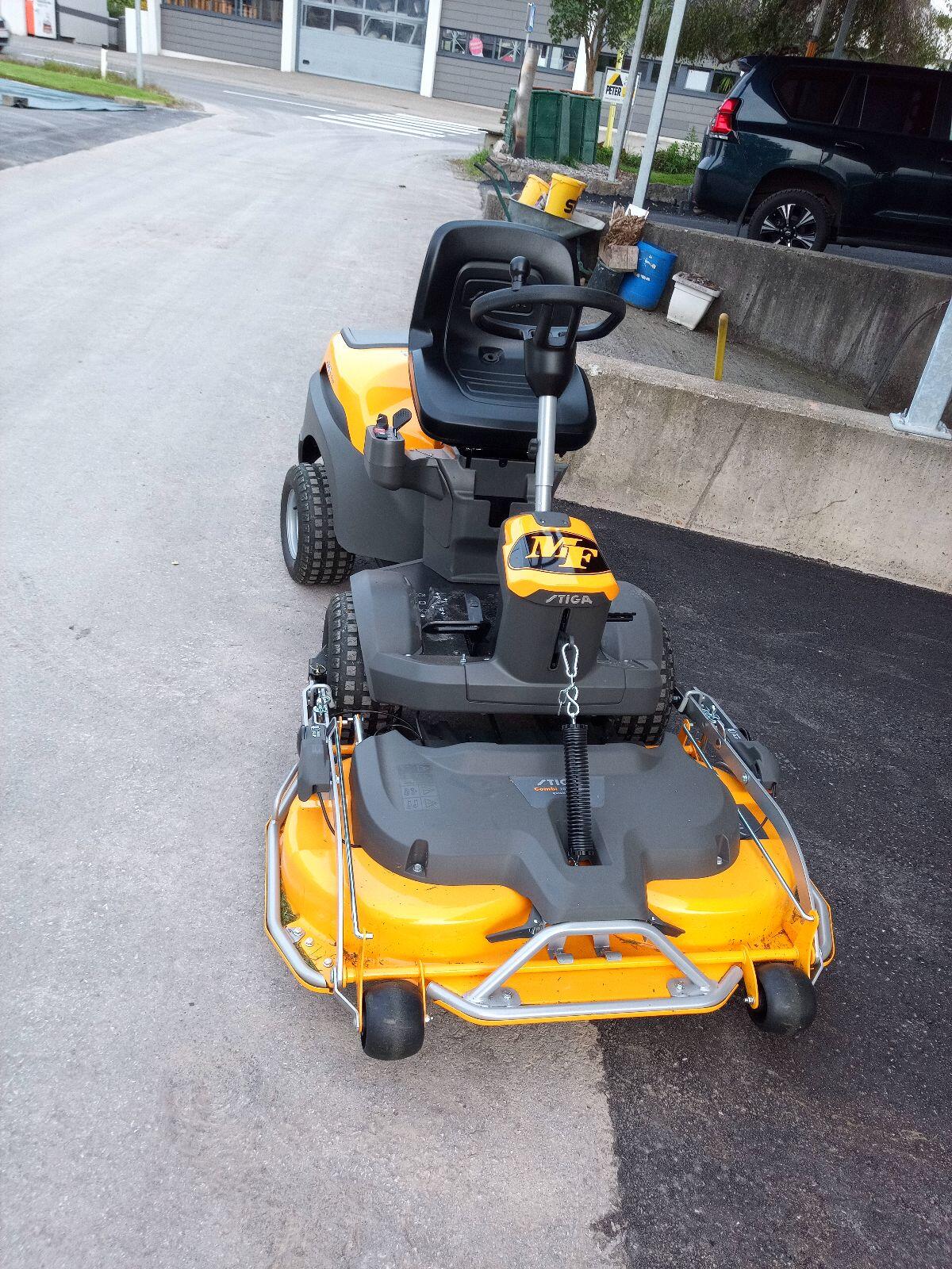 Stiga Park 500 inkl. Mähdeck 3