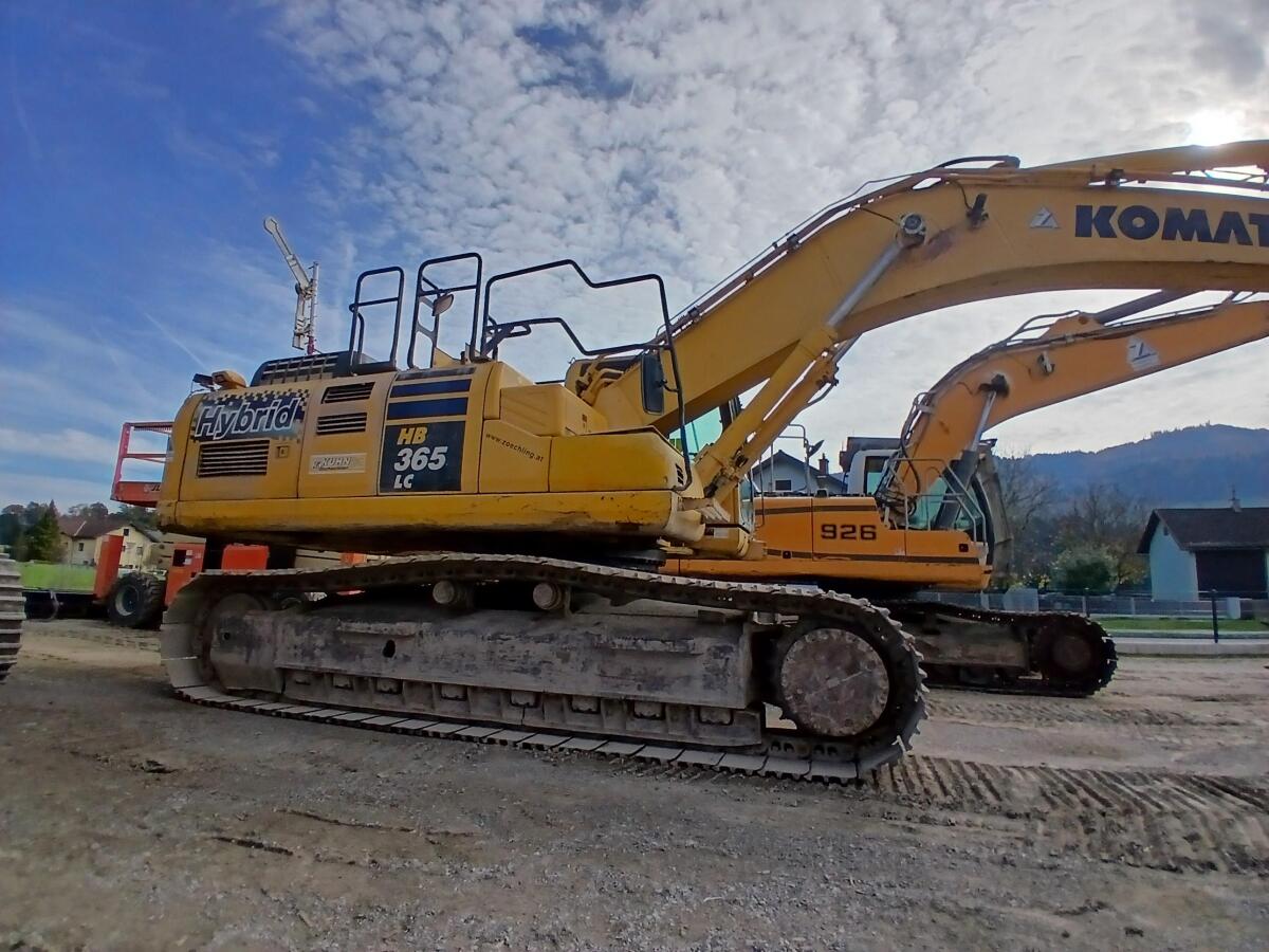 Komatsu HB 365 LC-3 Hybrid 2