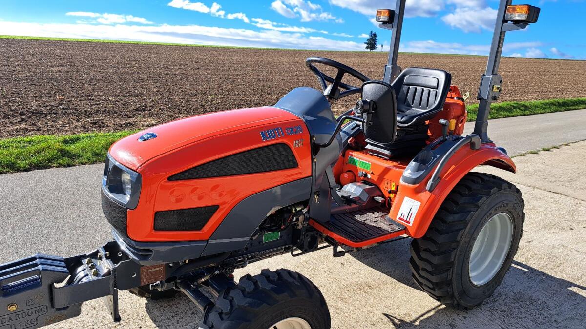 Kleintraktor KIOTI CK 20 HST 1