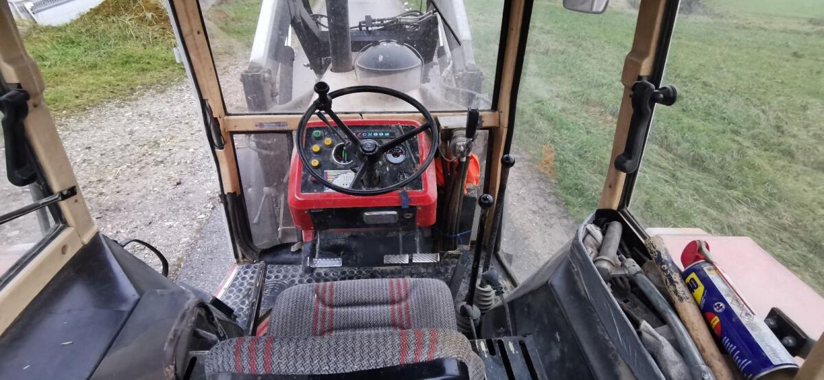 Steyr 8120 H vollhydr. Frontlader 2