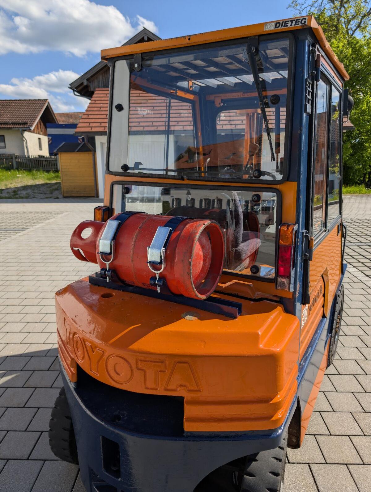 Stapler Toyota 5FGF25 2 t 2