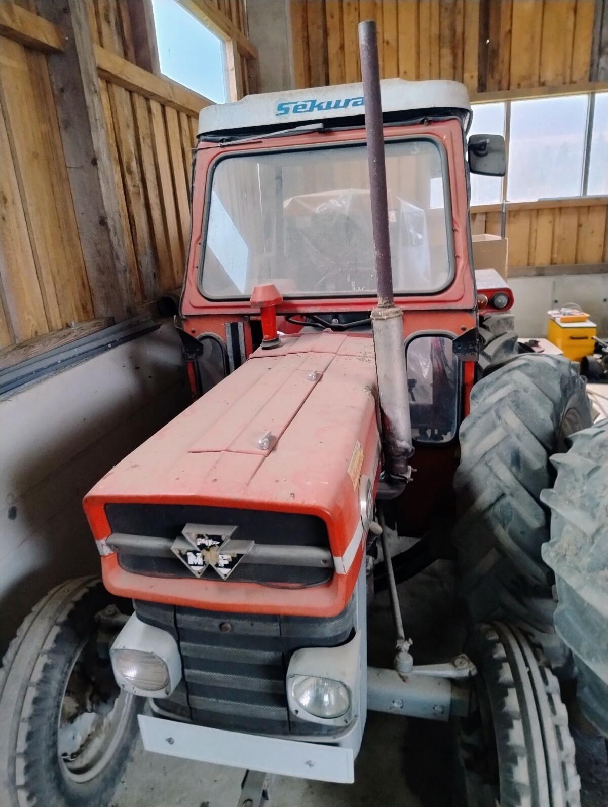 Massey Ferguson 135 1