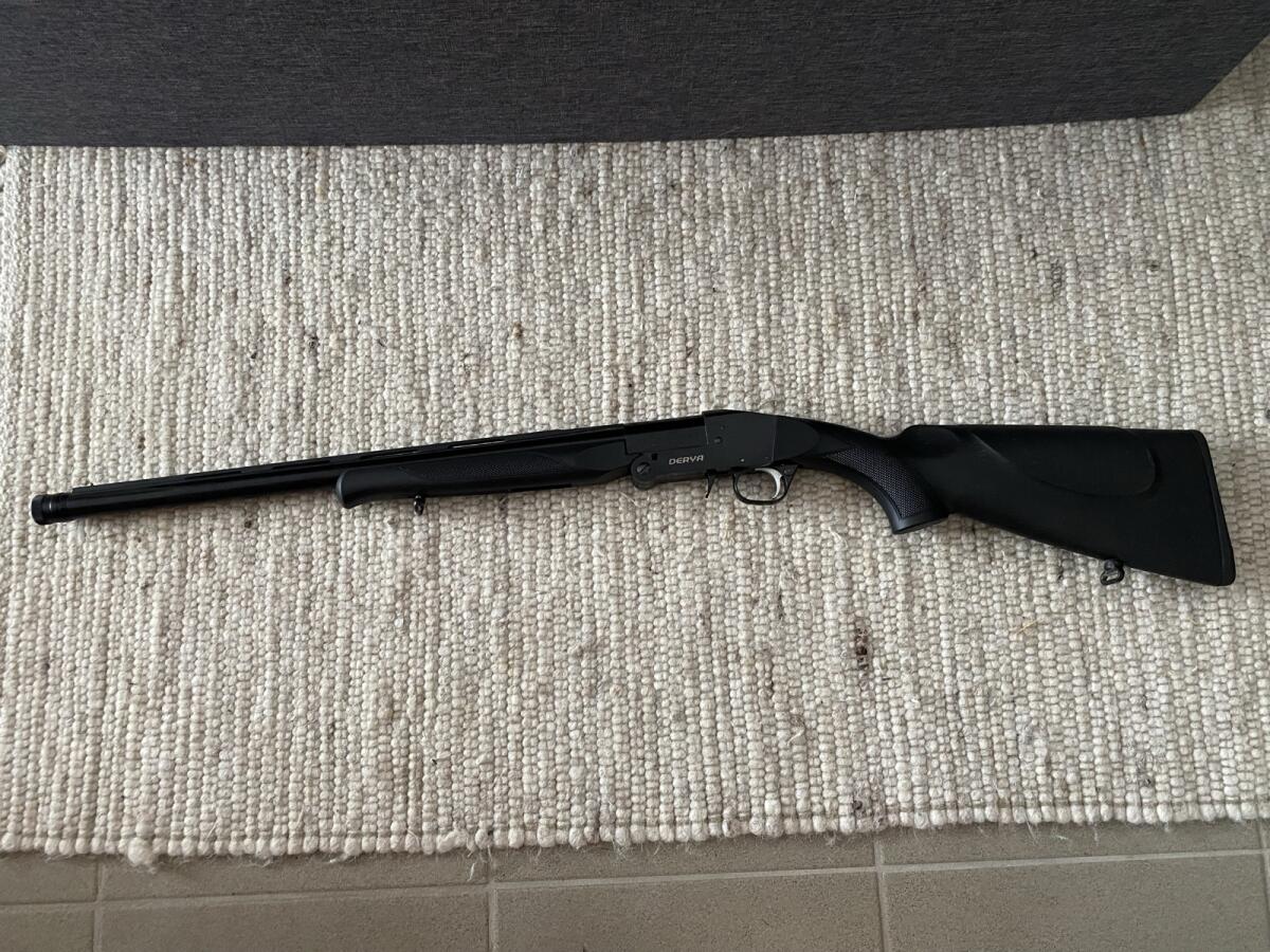 Derya Schrot 12/76 1