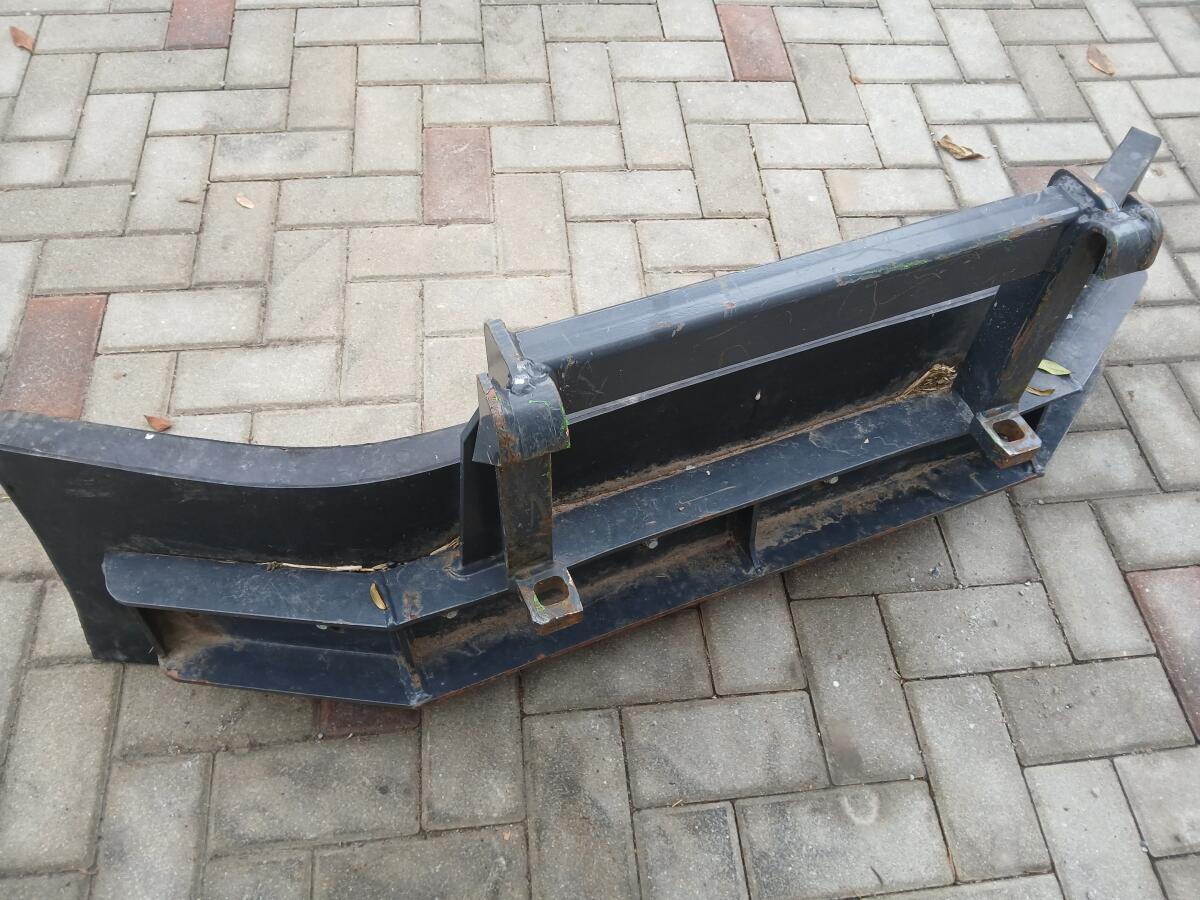 Avant-Aufnahme Schneeschild, Gummi, gebraucht, Hoflader 2