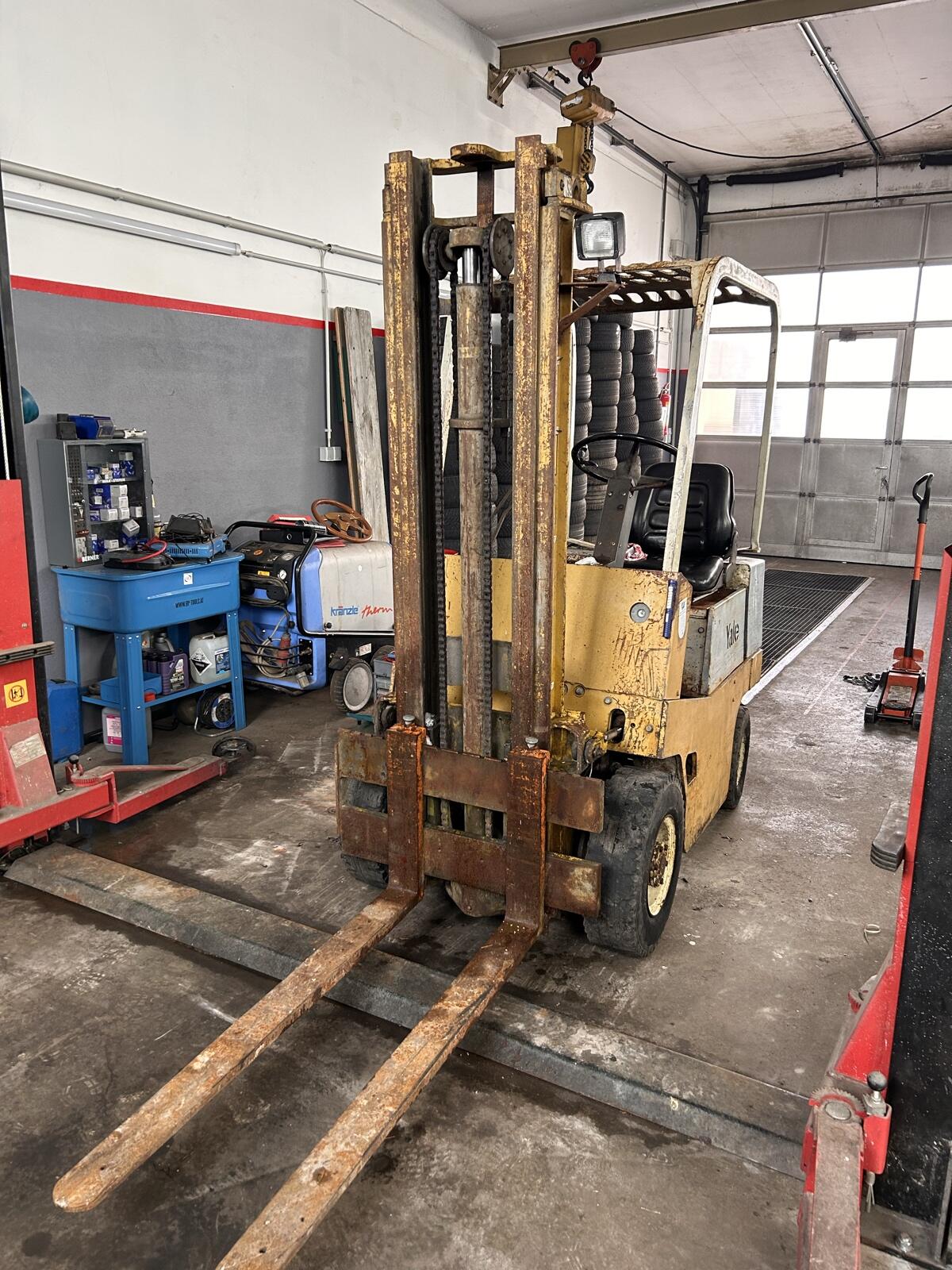 Yale GLP 032 Gabelstapler 1