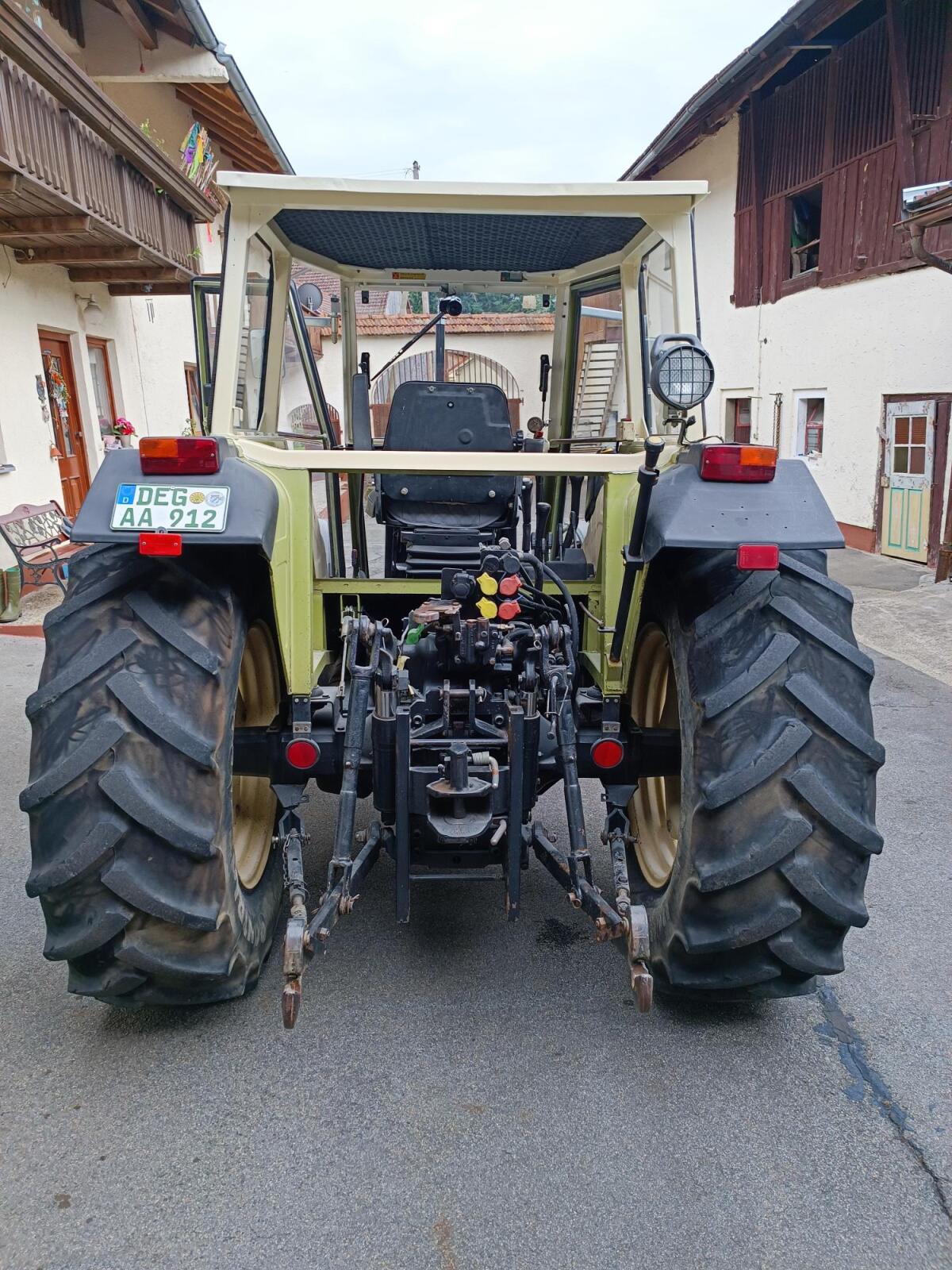 Schlepper Hürlimann 468 DT Prestige 2