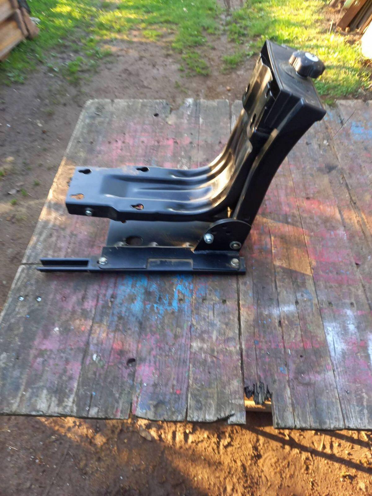 Neues Sitzunterteil 1