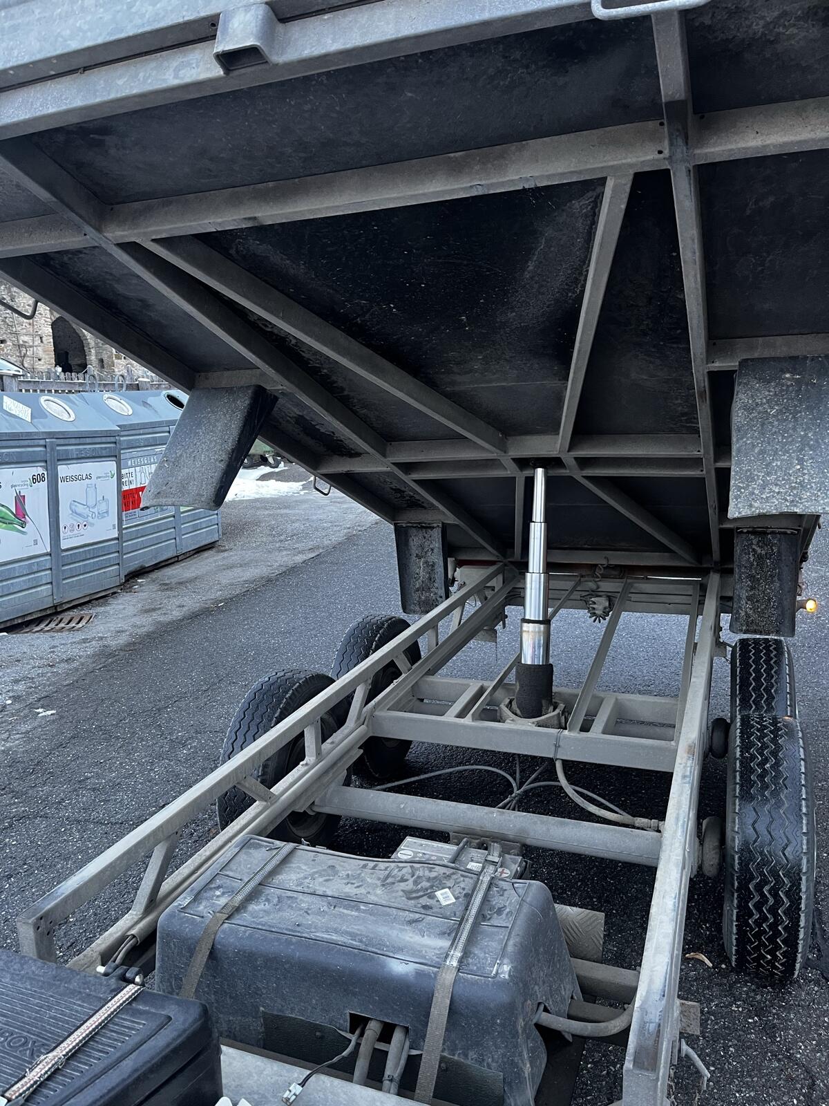 Kipper, Anhänger, Pkw Monsberger 2