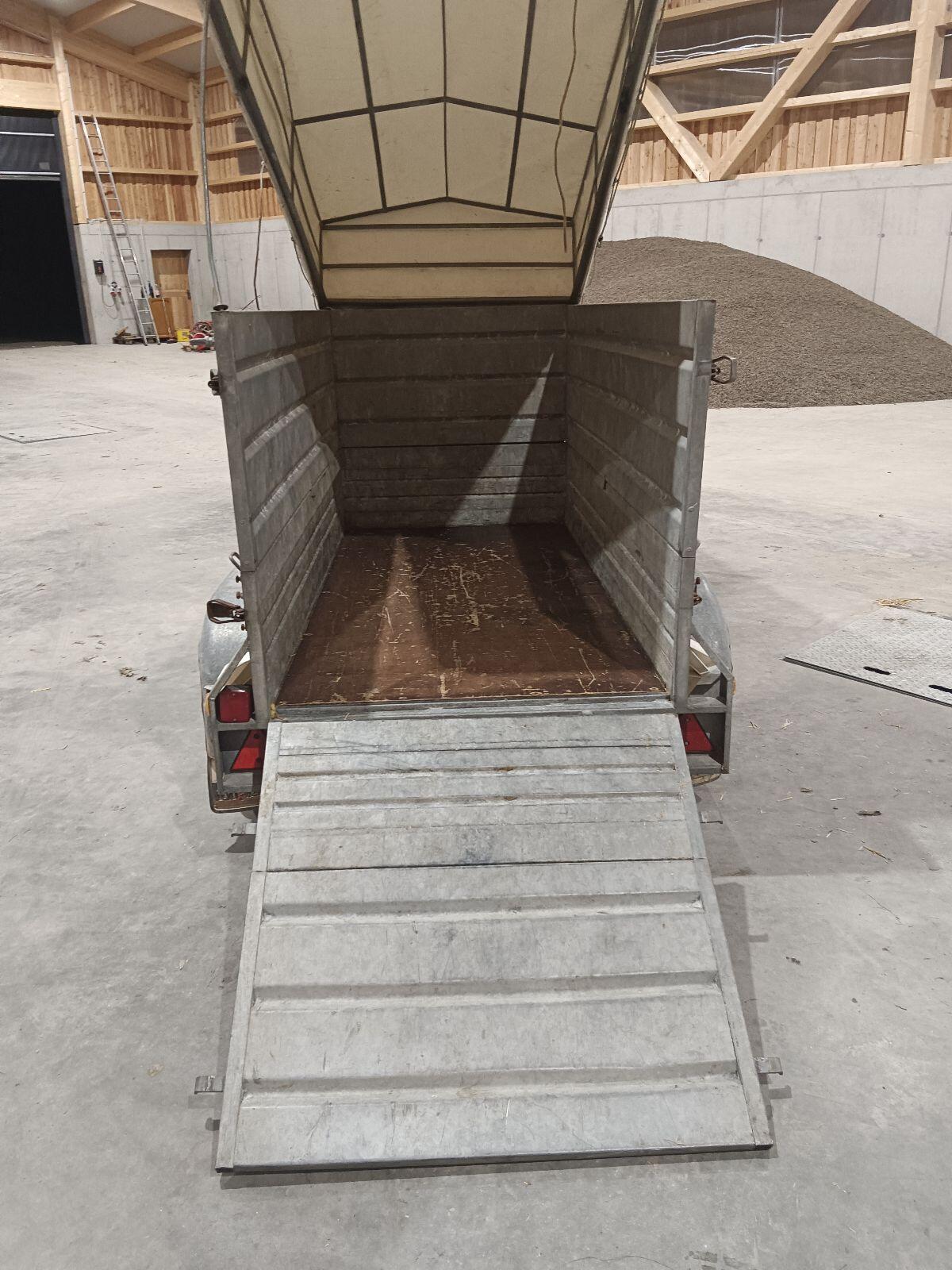 Verkaufe Viehanhänger Pongratz 2