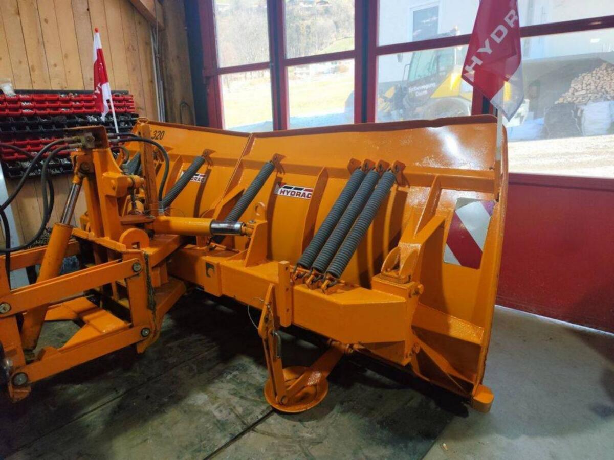 Schneepflug Hydrac SL II 320 1