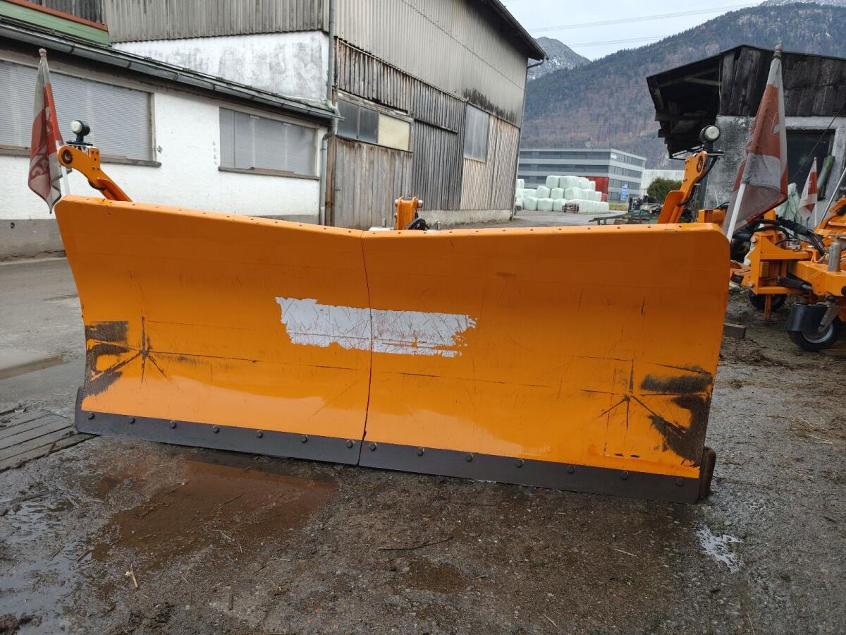 Hydrac Schneepflug 2,80 m 1