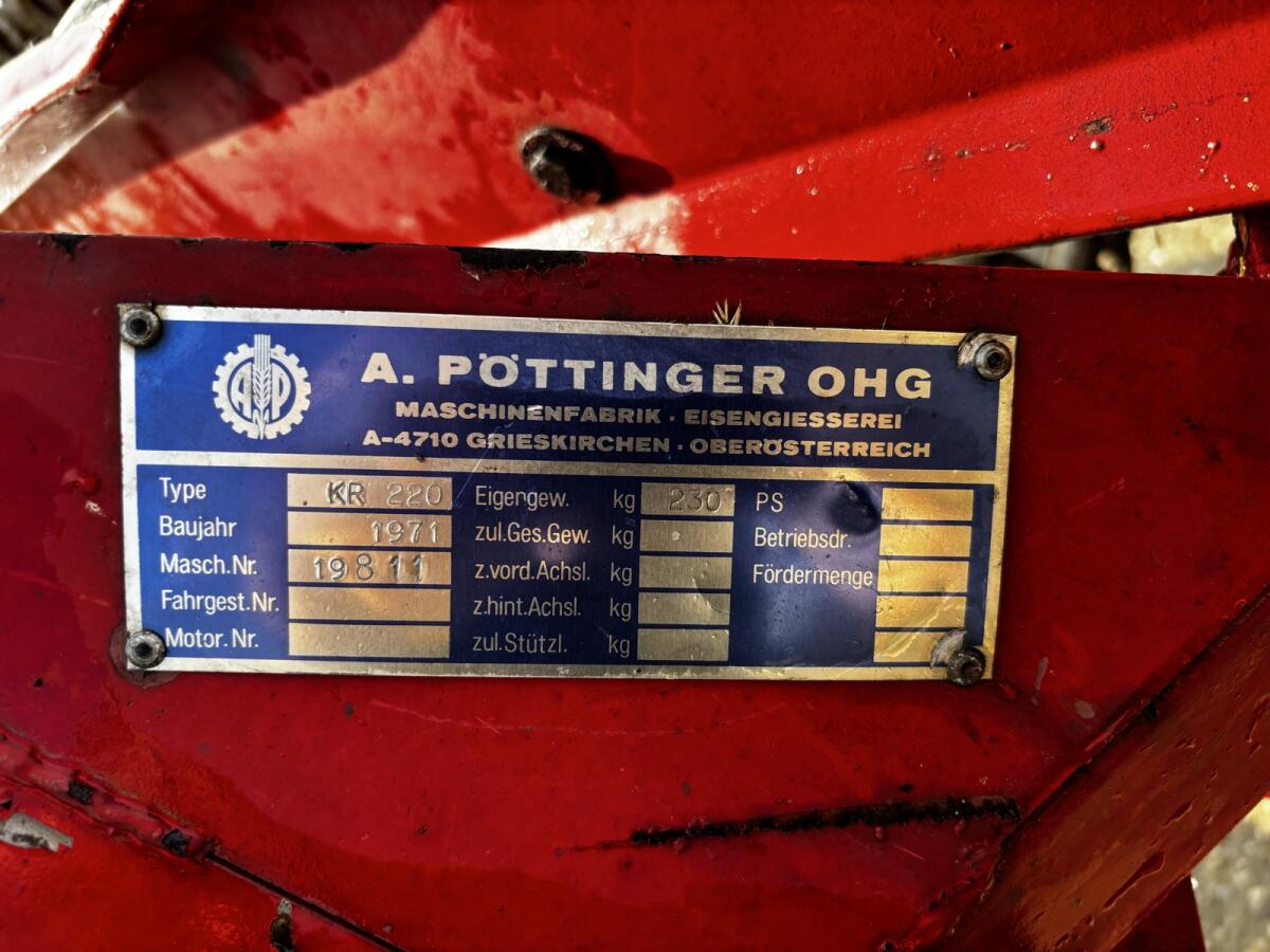 Pöttinger Heuraupe KR220 3