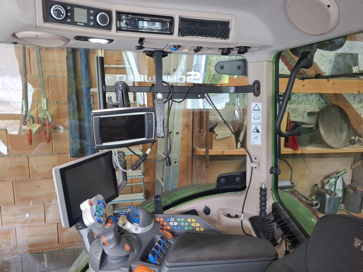 Fendt 718 Vario Profi+ 3