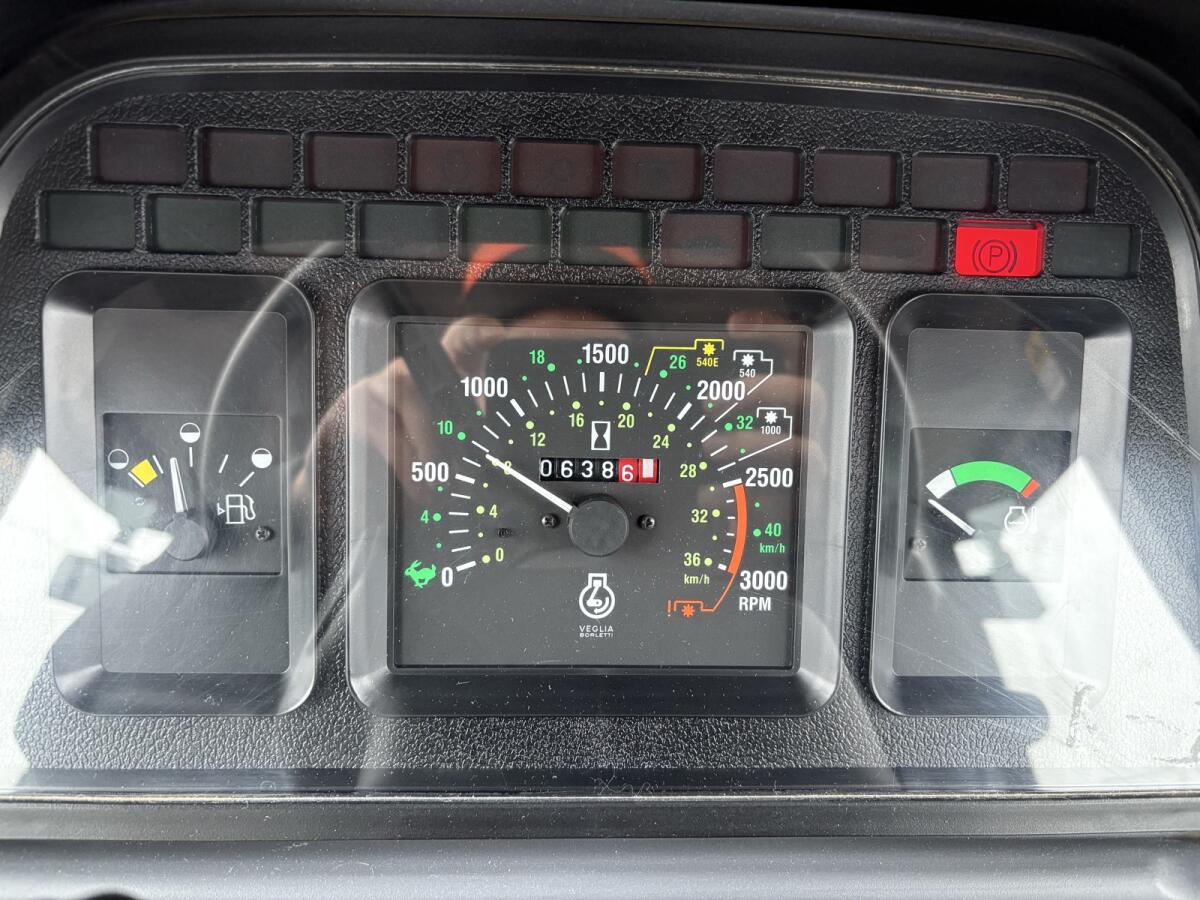 New Holland L 65DT 3