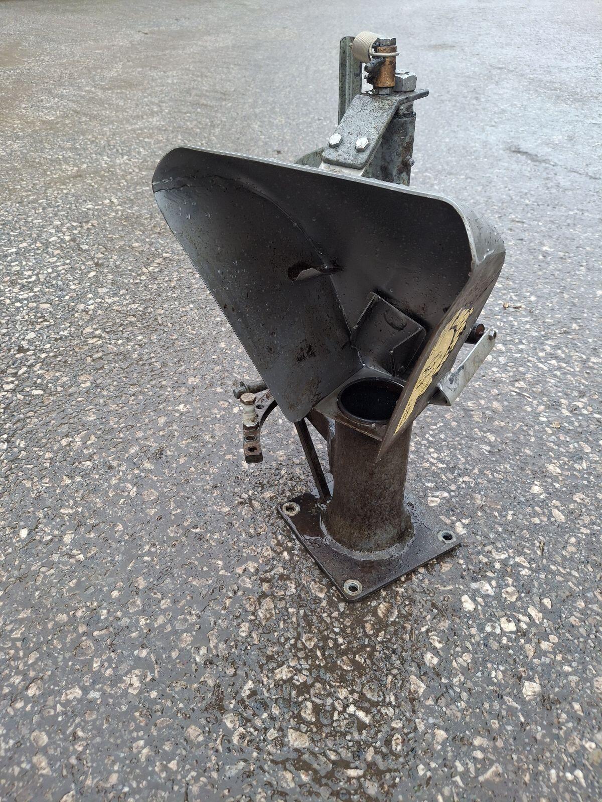 Möscha Schwenkverteiler S77W bis 18 m 2