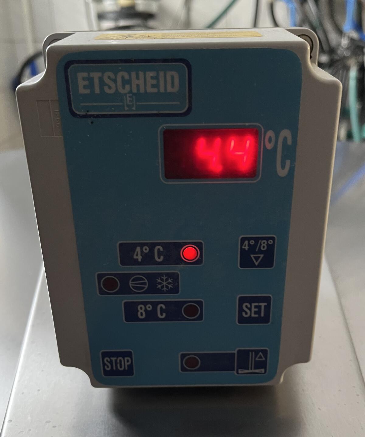 Verkaufe Milchtank 650 l - steckerfertig 2