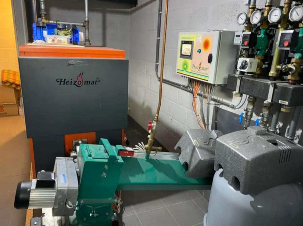 Wir kaufen Heizomat-Hackschnitzelheizungen 1
